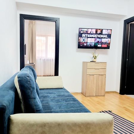 Ferienwohnung Steps2 Old Town & Metro - The Adventure Bukarest Exterior foto